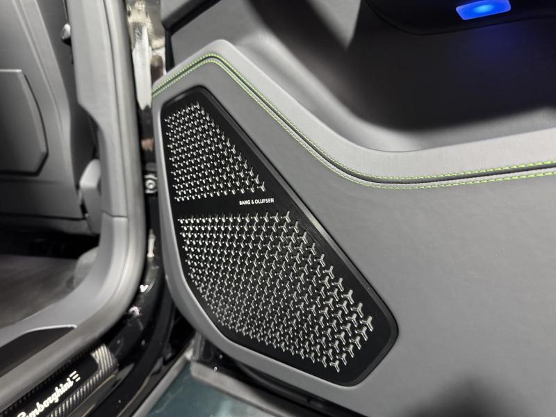 Купить Lamborghini Urus S бензин 2025 id-1007468 в Киеве, Фото №[delta]