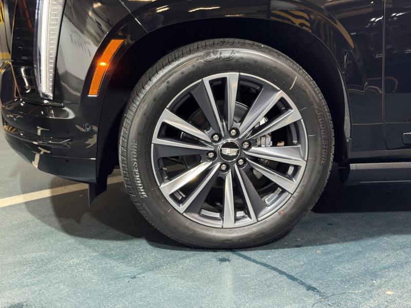 Купить Cadillac Escalade Sport Platinum бензин 2025 id-1007473 в Киеве, Фото №[delta]