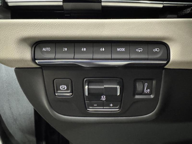 Купить Cadillac Escalade Sport Platinum бензин 2025 id-1007473 в Киеве, Фото №[delta]