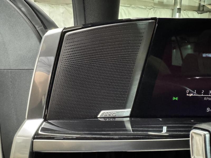 Купить Cadillac Escalade Sport Platinum бензин 2025 id-1007473 в Киеве, Фото №[delta]