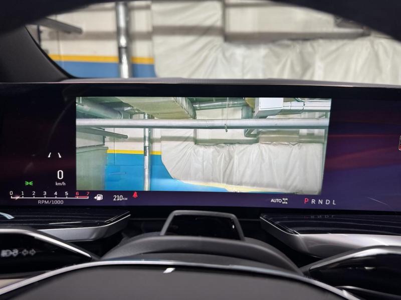 Купить Cadillac Escalade Sport Platinum бензин 2025 id-1007473 в Киеве, Фото №[delta]