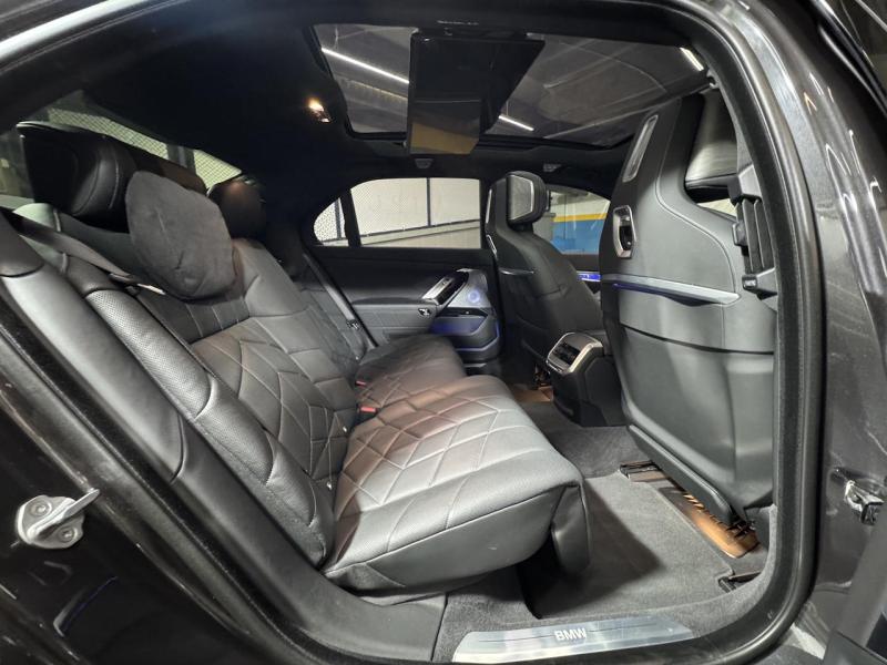 Купить BMW 7-Series 750e xDrive гибрид 2023 id-1007498 в Киеве, Фото №[delta]