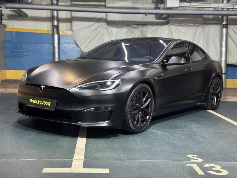 Купить Tesla Model S Plaid бензин 2023 id-1007500 в Киеве, Фото №[delta]