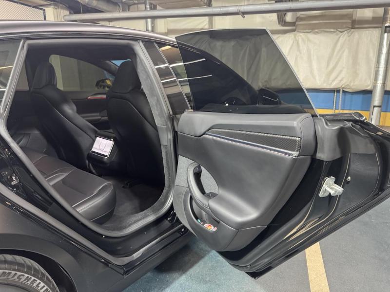 Купить Tesla Model S Plaid бензин 2023 id-1007500 в Киеве, Фото №[delta]