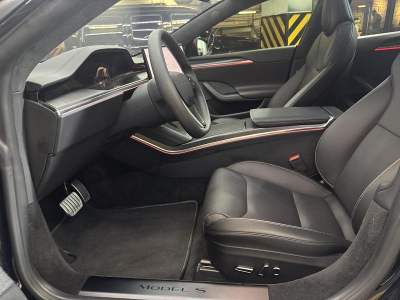 Купить Tesla Model S Plaid бензин 2023 id-1007500 в Киеве, Фото №[delta]