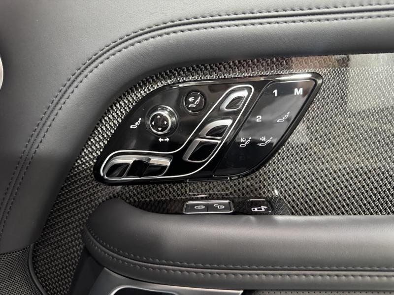 Купить Land-Rover Range-Rover SVAutobiography бензин 2021 id-1007509 в Киеве, Фото №[delta]