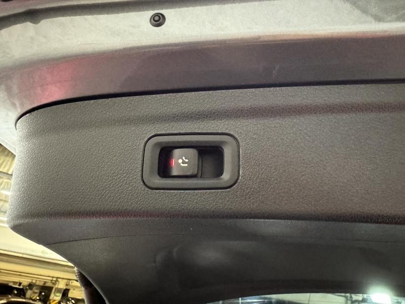 Купить Mercedes-Benz GLE 350DE 4Matic гибрид 2001 id-1007556 в Киеве, Фото №[delta]