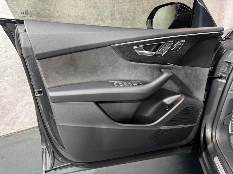 Купить Audi Q8 55 TFSI бензин 2018 id-1007582 в Киеве, Фото №[delta]