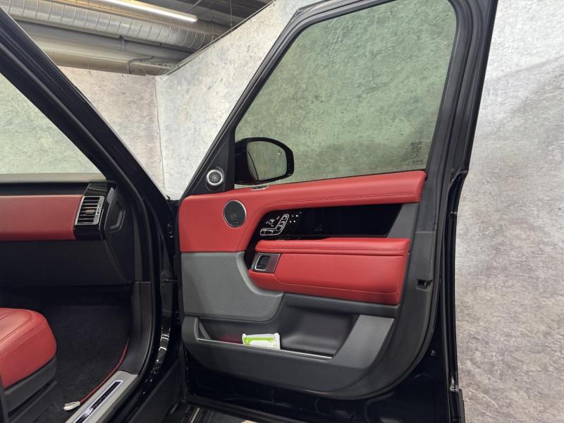 Купить Land-Rover Range-Rover Autobiography P400 Long гибрид 2021 id-1007678 в Киеве, Фото №[delta]