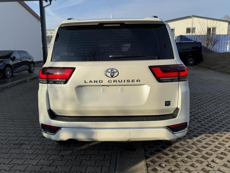 Купить Toyota Land Cruiser 300 Guard Inkas B6+ дизель 2025 id-1007727 в Киеве, Фото №[delta]