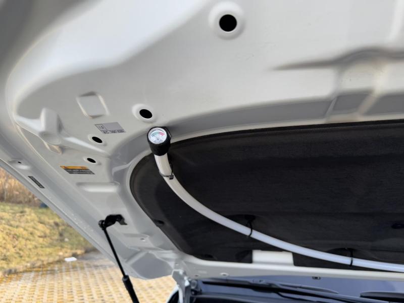 Купить Toyota Land Cruiser 300 Guard Inkas B6+ дизель 2025 id-1007727 в Киеве, Фото №[delta]