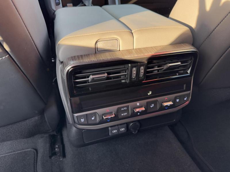 Купить Toyota Land Cruiser 300 Guard Inkas B6+ дизель 2025 id-1007727 в Киеве, Фото №[delta]