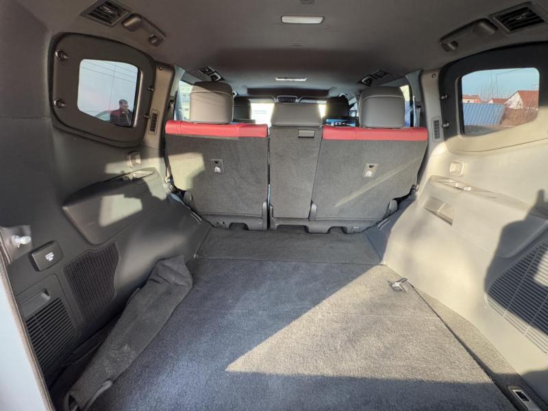 Купить Toyota Land Cruiser 300 Guard Inkas B6+ дизель 2025 id-1007727 в Киеве, Фото №[delta]