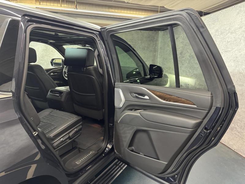 Купить Cadillac Escalade Premium Luxury Platinum бензин 2022 id-1007732 в Киеве, Фото №[delta]