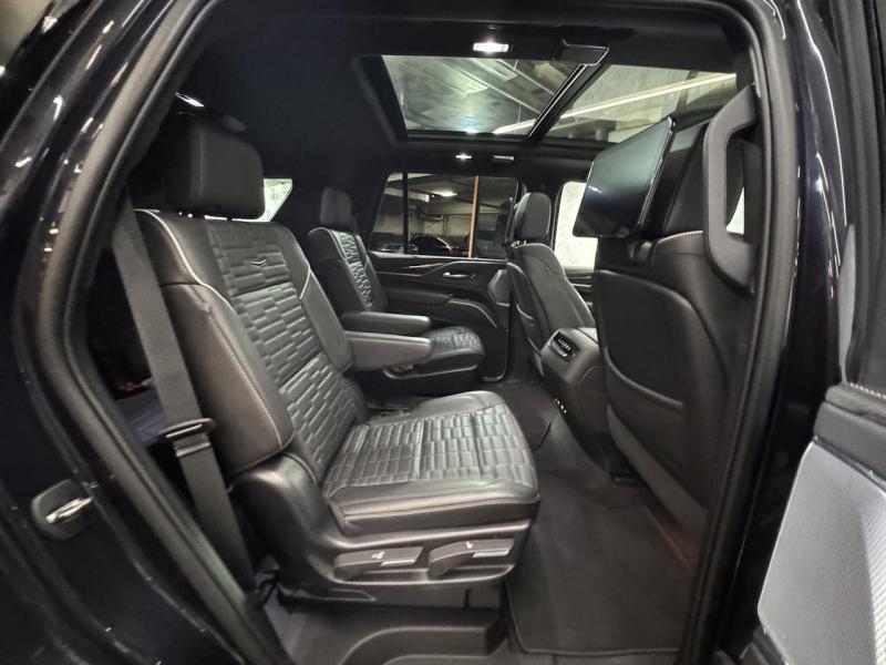 Купить Cadillac Escalade Premium Luxury Platinum бензин 2022 id-1007732 в Киеве, Фото №[delta]