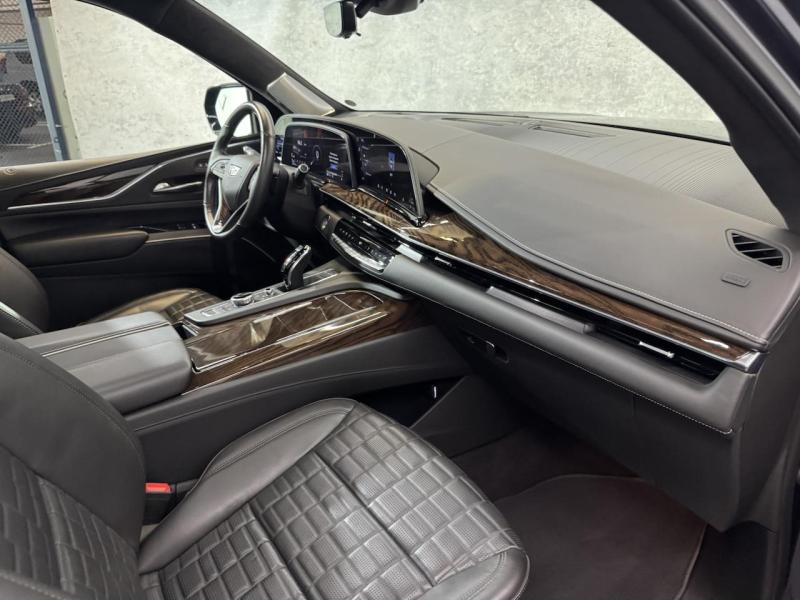 Купить Cadillac Escalade Premium Luxury Platinum бензин 2022 id-1007732 в Киеве, Фото №[delta]