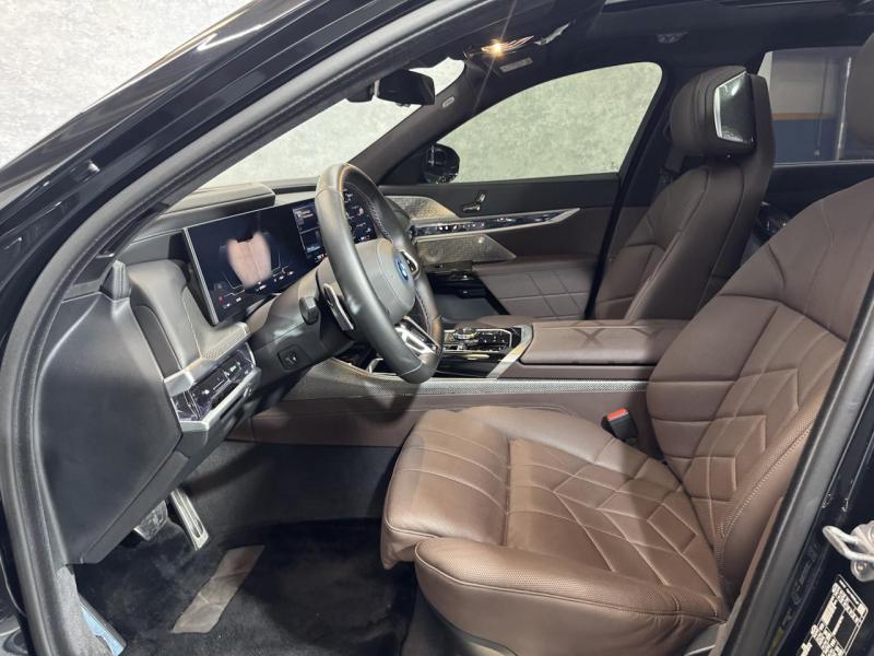 Купить BMW i7 M70 xDrive электро 2024 id-1007734 в Киеве, Фото №[delta]