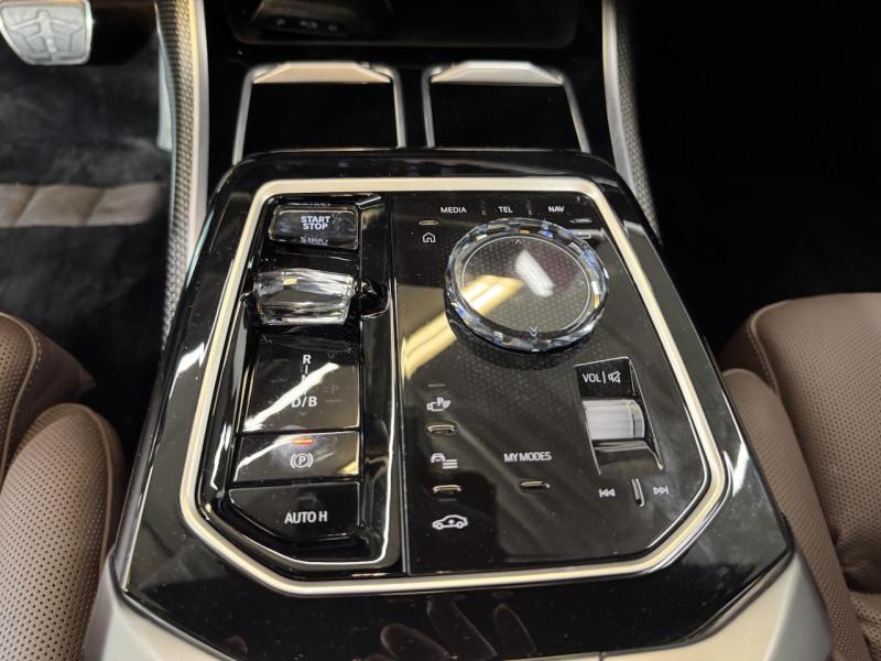 Купить BMW i7 M70 xDrive электро 2024 id-1007734 в Киеве, Фото №[delta]