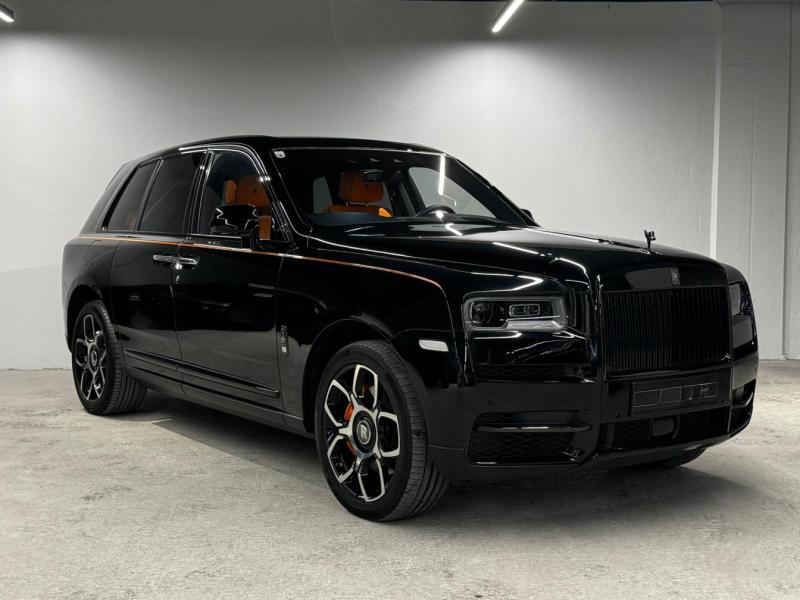 Купить Rolls-Royce Cullinan BLACK BADGE бензин 2024 id-1007740 в Киеве, Фото №[delta]