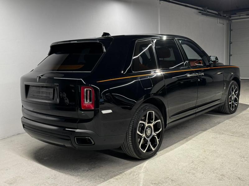 Купить Rolls-Royce Cullinan BLACK BADGE бензин 2024 id-1007740 в Киеве, Фото №[delta]