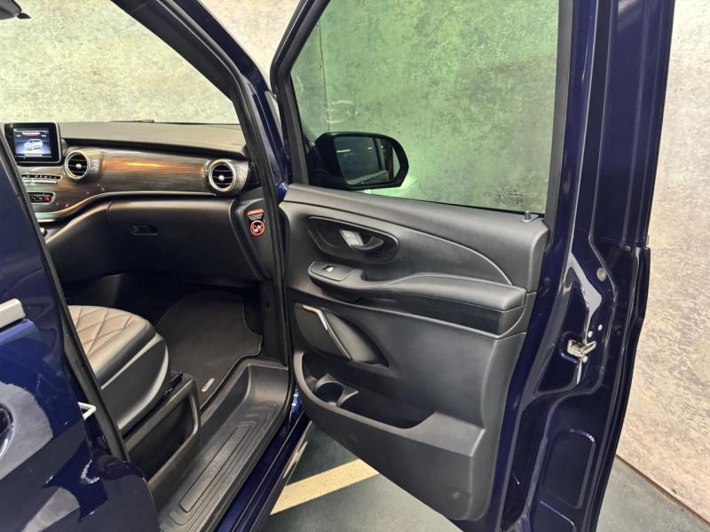 Купить Mercedes-Benz V 250 бензин 2022 id-1007756 в Киеве, Фото №[delta]