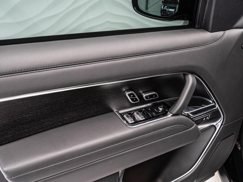 Купить Land-Rover Range-Rover Autobiography Броня B6/B7 бензин 2025 id-1007743 в Киеве, Фото №[delta]