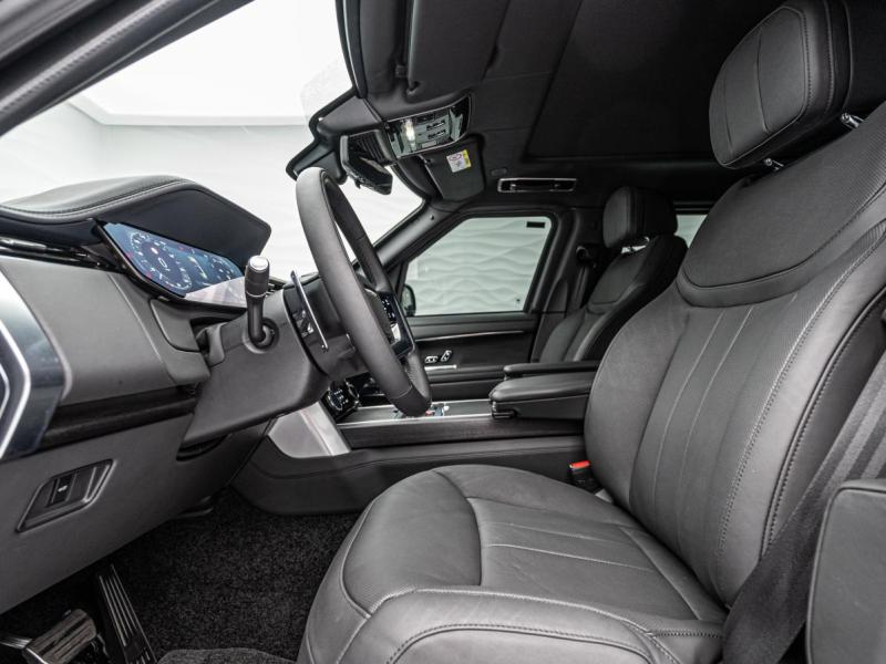 Купить Land-Rover Range-Rover Autobiography Броня B6/B7 бензин 2025 id-1007743 в Киеве, Фото №[delta]