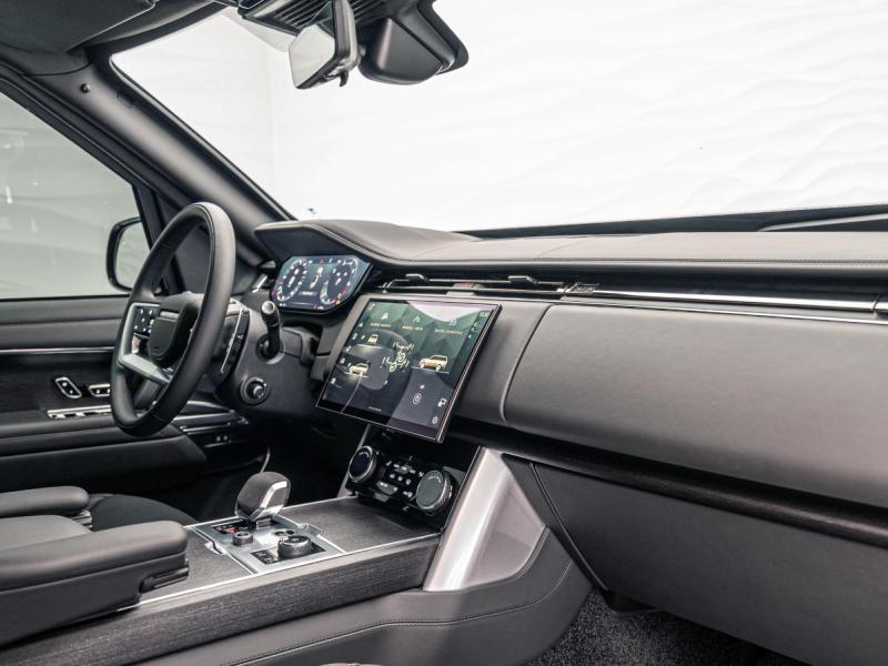 Купить Land-Rover Range-Rover Autobiography Броня B6/B7 бензин 2025 id-1007743 в Киеве, Фото №[delta]