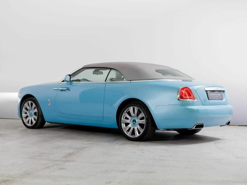Купить Rolls-Royce Dawn бензин 2016 id-1007761 в Киеве, Фото №[delta]