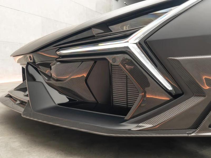 Купить Lamborghini Revuelto by Mansory бензин 2026 id-1007772 в Киеве, Фото №[delta]