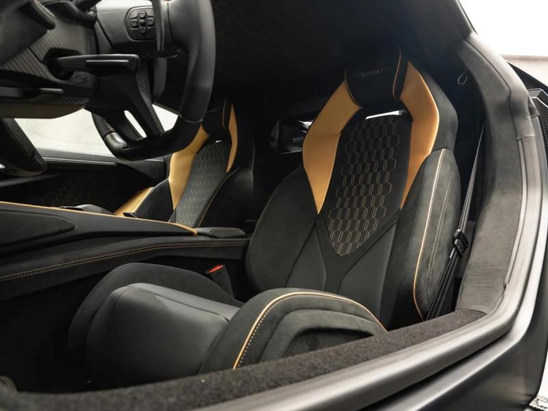 Купить Lamborghini Revuelto by Mansory бензин 2026 id-1007772 в Киеве, Фото №[delta]