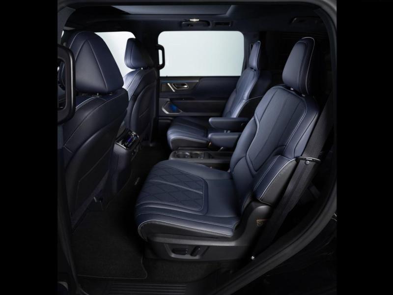 Купить Infiniti QX 80 бензин 2026 id-1007771 в Киеве, Фото №[delta]