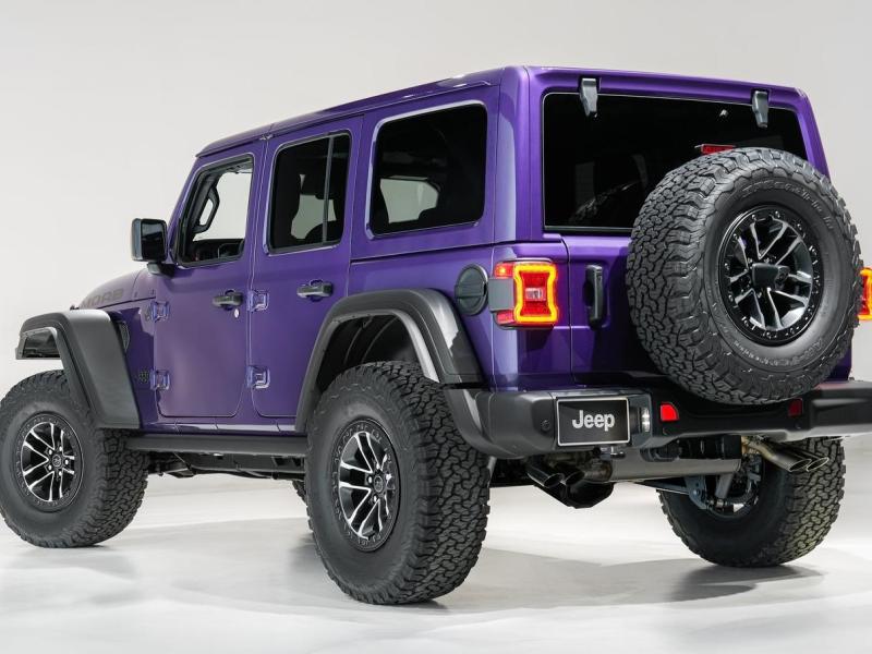 Купить Jeep Wrangler Moab 392 бензин 2026 id-1007770 в Киеве, Фото №[delta]