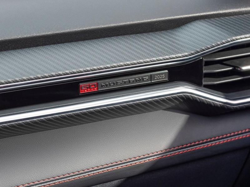 Купить Ford Mustang GT 60th Anniversary Package бензин 2026 id-1007769 в Киеве, Фото №[delta]