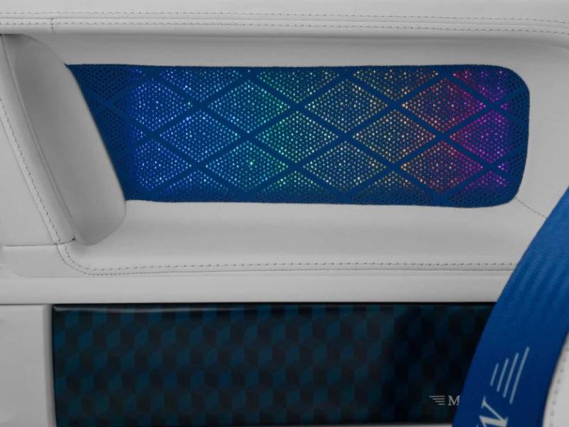 Купить Mercedes-Benz G 63 4x4 бензин 2025 id-1007775 в Киеве, Фото №[delta]