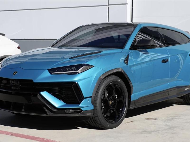 Купить Lamborghini Urus Performante бензин 2023 id-1007789 в Киеве, Фото №[delta]