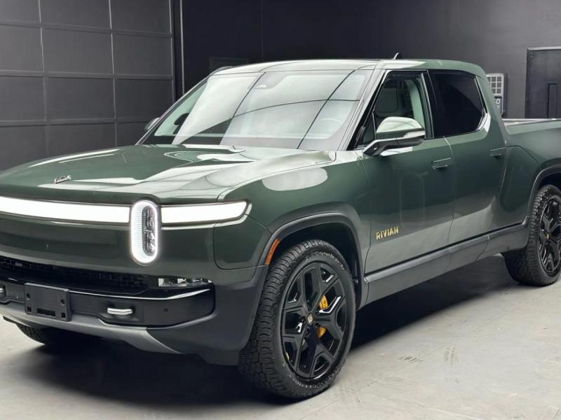 Купить Rivian R1T Launch Edition электро 2025 id-1007794 в Киеве, Фото №[delta]