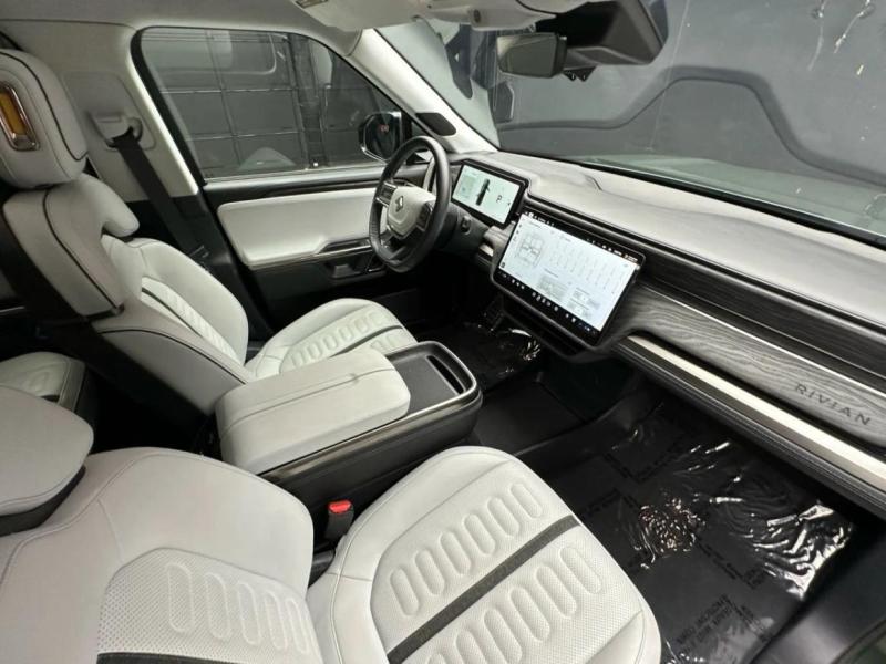 Купить Rivian R1T Launch Edition электро 2025 id-1007794 в Киеве, Фото №[delta]