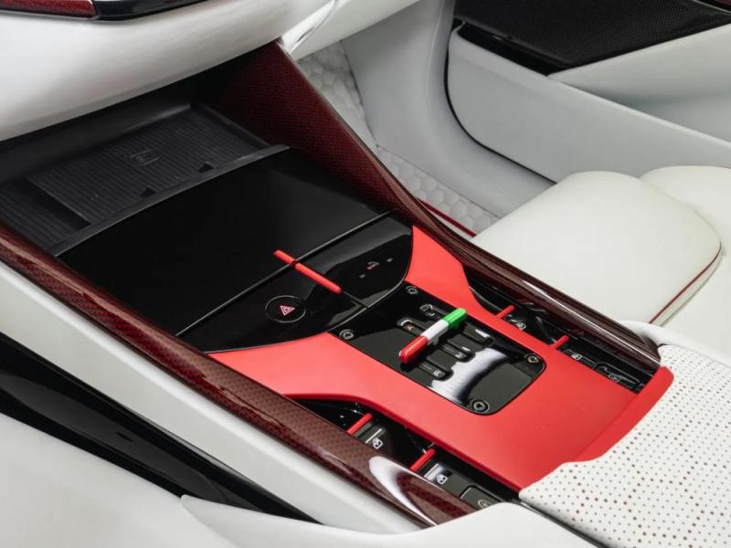 Купить Ferrari Purosangue by Mansory бензин 2025 id-1007796 в Киеве, Фото №[delta]