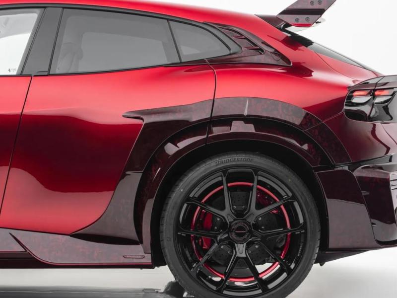 Купить Ferrari Purosangue by Mansory бензин 2025 id-1007796 в Киеве, Фото №[delta]