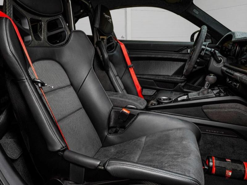 Купить Porsche 911 GT2 RS бензин 2025 id-1007817 в Киеве, Фото №[delta]