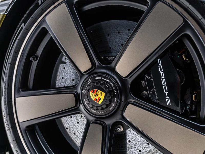 Купить Porsche 992 Spirit 70 гибрид 2025 id-1007826 в Киеве, Фото №[delta]