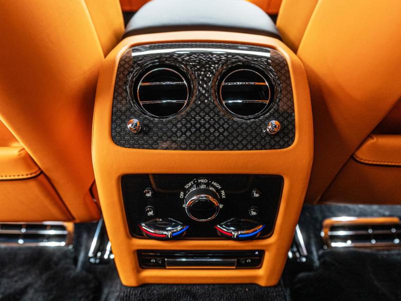 Купить Rolls-Royce Ghost Black Badge бензин 2025 id-1007824 в Киеве, Фото №[delta]