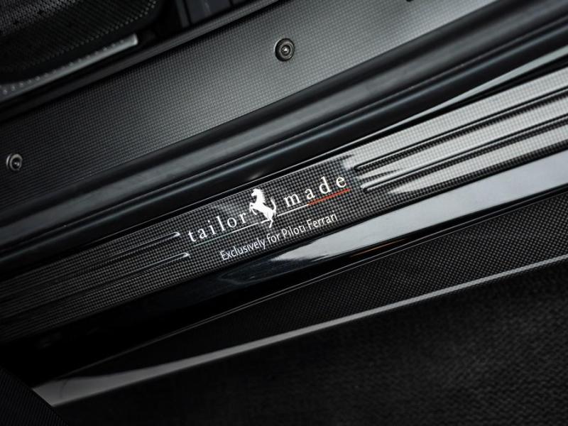 Купить Ferrari 488 Pista Piloti бензин 2019 id-1007828 в Киеве, Фото №[delta]