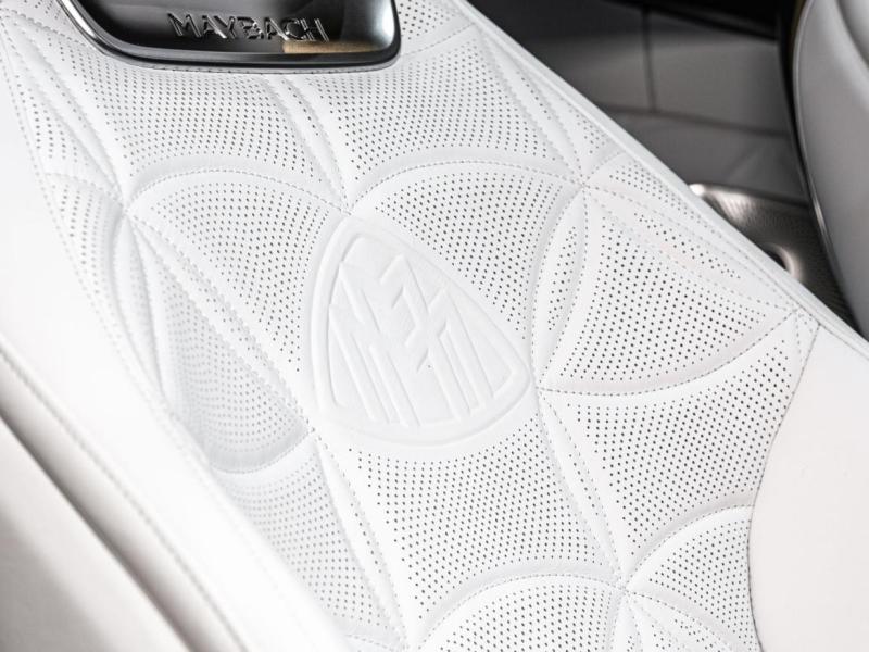 Купить Mercedes-Maybach SL680 4matic бензин 2025 id-1007829 в Киеве, Фото №[delta]