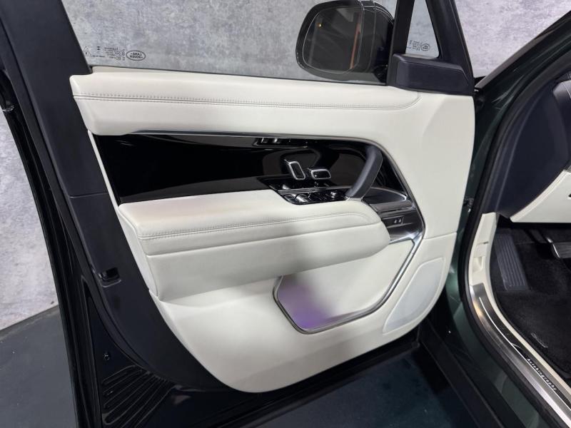 Купить Land-Rover Range-Rover LWB Autoboirgaphy бензин 2023 id-1007840 в Киеве, Фото №[delta]