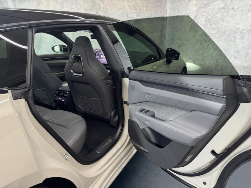 Купить Zeekr 001 электро 2024 id-1007839 в Киеве, Фото №[delta]