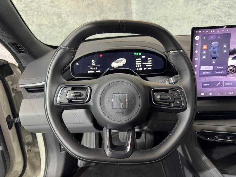 Купить Zeekr 001 электро 2024 id-1007839 в Киеве, Фото №[delta]