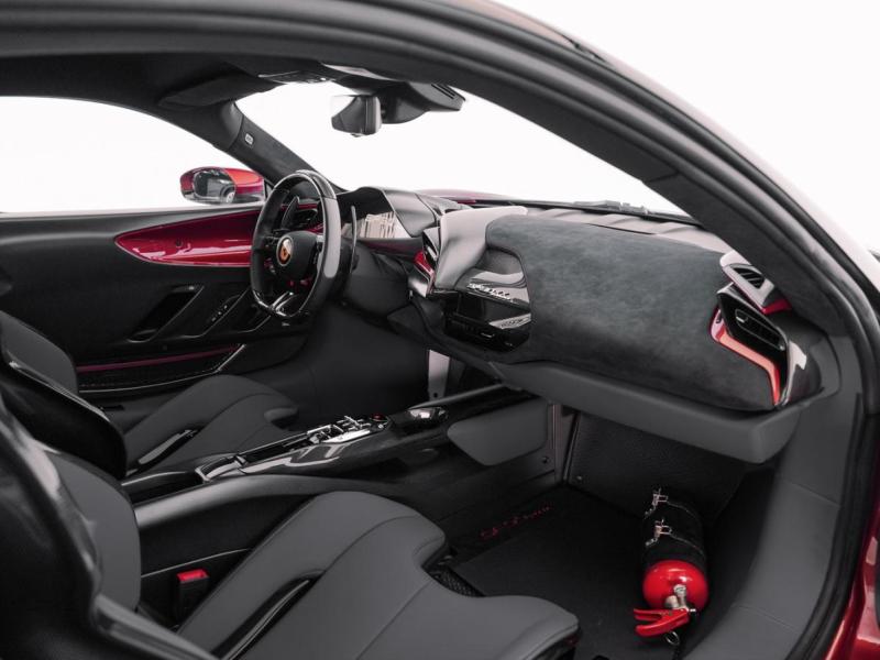 Купить Ferrari SF90XX Stradale 1 of 799 гибрид 2025 id-1007837 в Киеве, Фото №[delta]