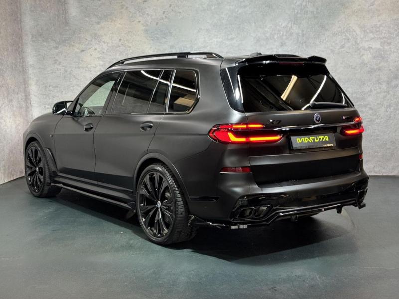 Купить BMW X7 M60i бензин 2022 id-1007847 в Киеве, Фото №[delta]